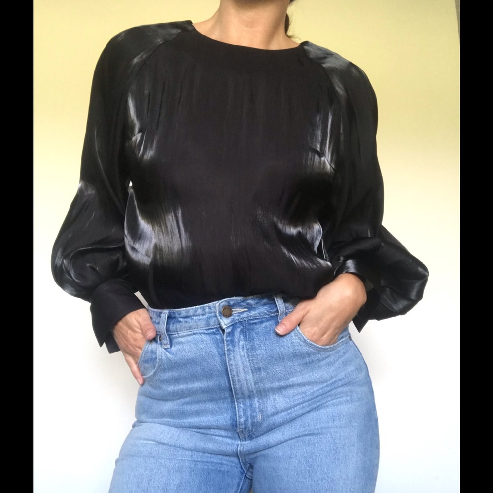 NWT Nine West black metallic puff sleeve top